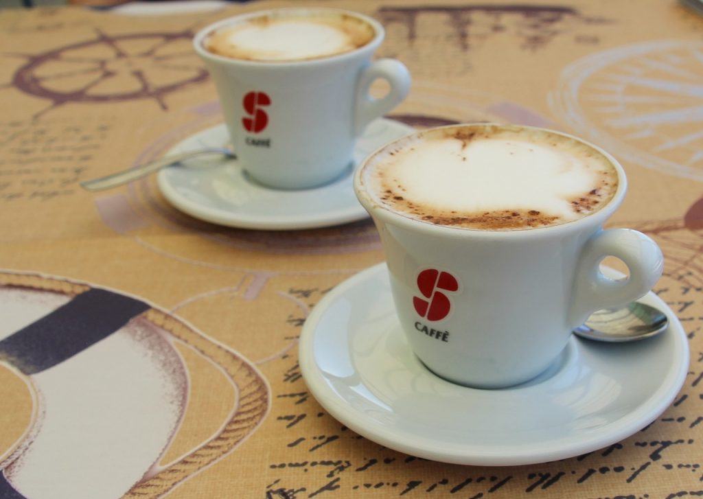 GR kafa kafić kafana