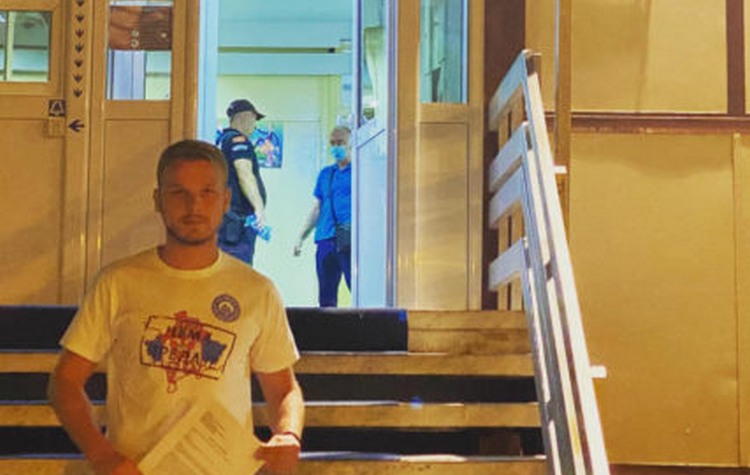 Drasko-Stanivukovic-Crna-Gora-hapsenje-Foto-Draško-Stanivuković-Ustupljena-fotografija-copy-427x285