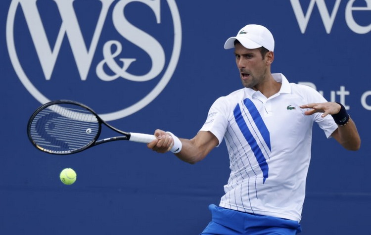 Novak-Djokovic1-Foto-Jason-Szenes-EPA-872x610