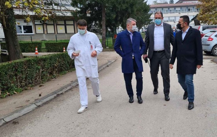 20201111161646_631242