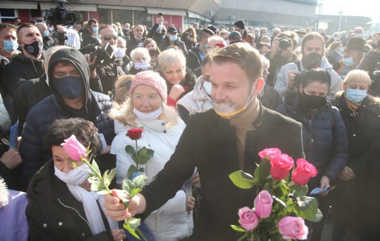 drasko-stanivukovic-trg-gradjani-4-872x610