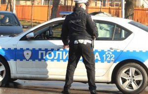 policija