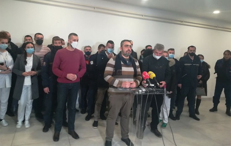 20201225150859_638304