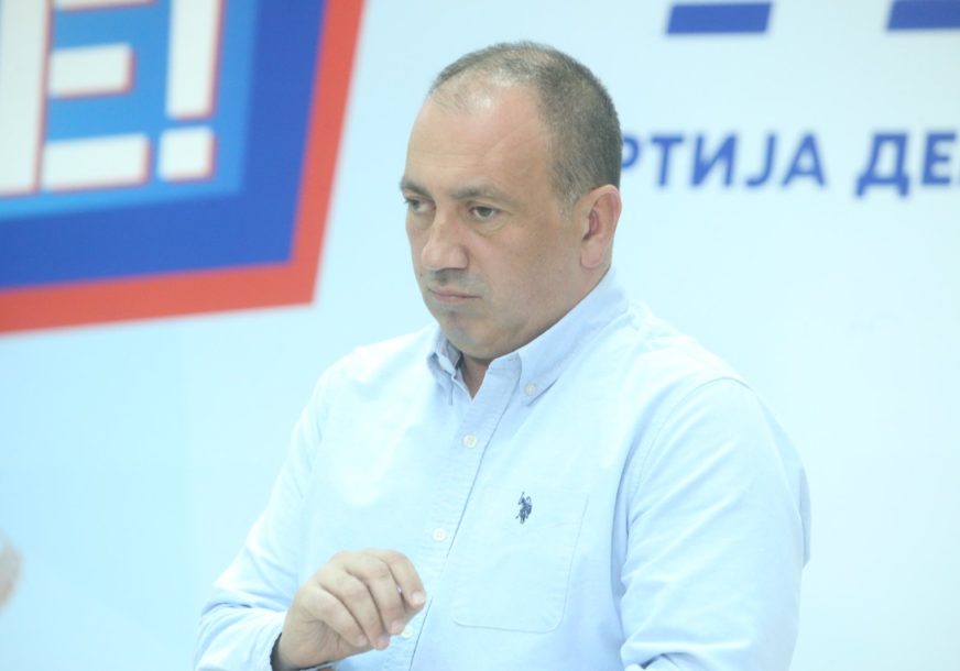 igor-crnadak-pdp-lokalni-izbori-2-872x610