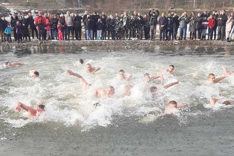 IMG-fd41e82d34dab23e02dd7738fb8ec818-V