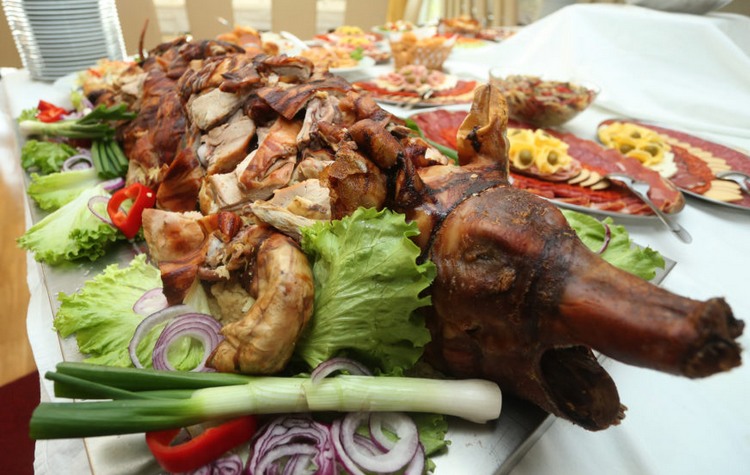 hrana-prasetina-slave-pecenje