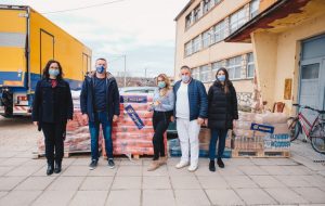 res_1615559574_mozzart-donirao-hranu-za-200-korisnika-narodne-kuhinje-u-doboju