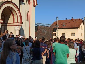 IMG-1b0a4d298afbcf278766b13bddd2735c-V