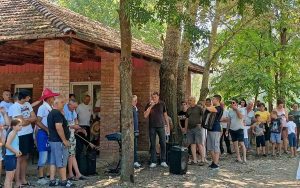 i ova slika prva u tekst