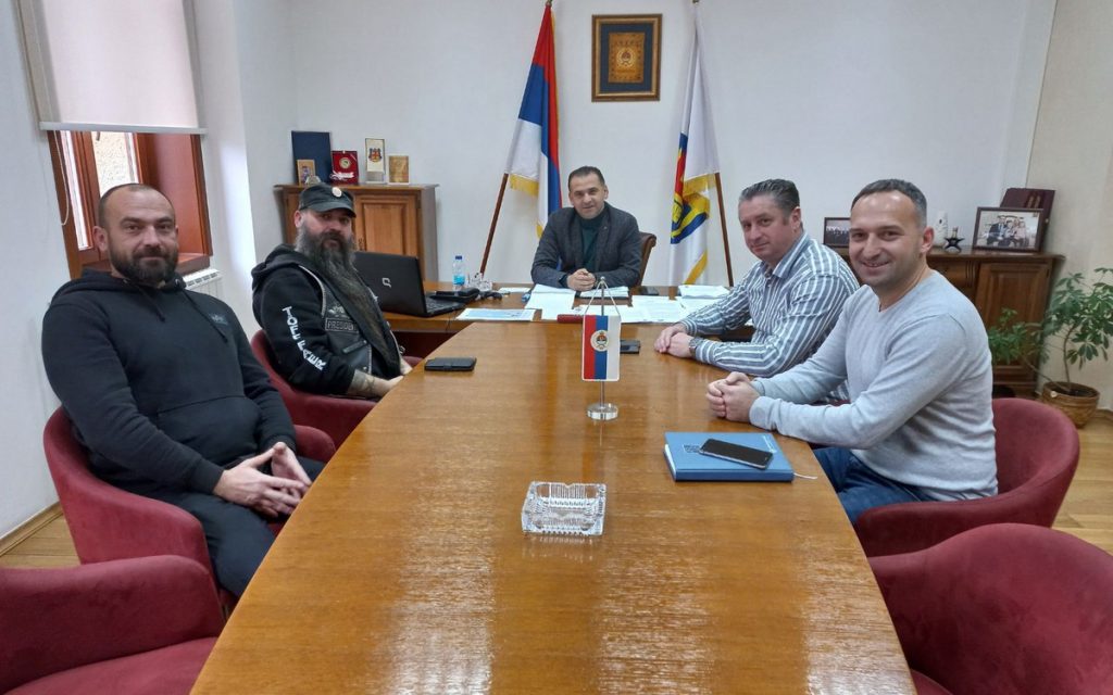 IMG-8c2667ce5c60124f84228513bf8c2653-V