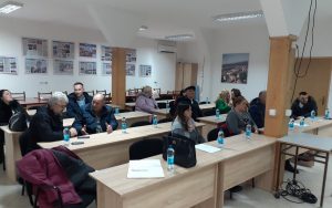 IMG-d44207622fc16a1b450b9f6e15e8c41a-V