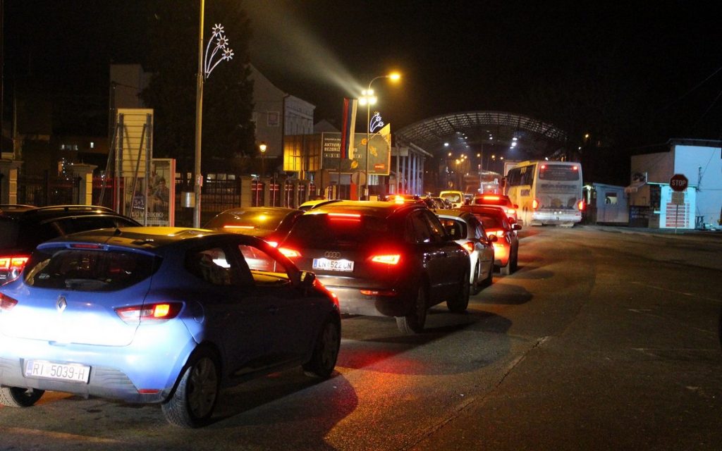 Gradiska-granica-guzva-foto-Milan-Pilipovic