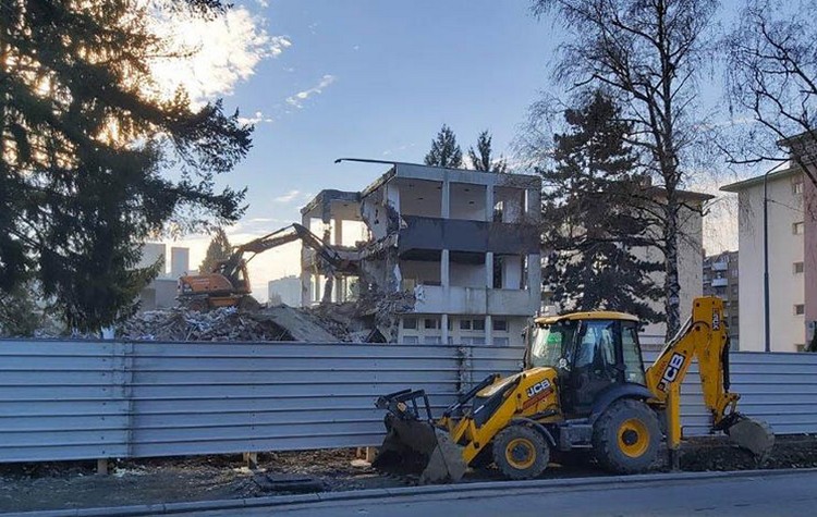 2022-II-07-Rusenje-Doma-vojske-u-petak-4