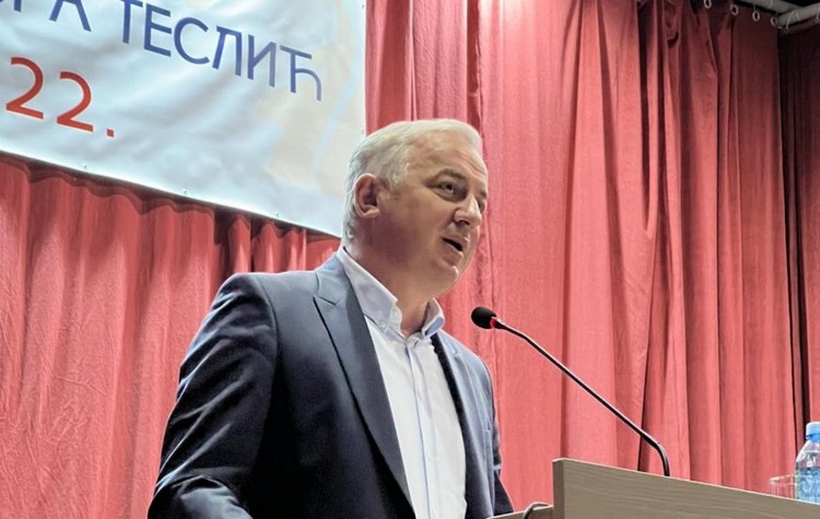 Borenović-Pdp-sabor-OO-Teslic-1-e1653835326769-872x610