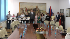 Screenshot_1-8-768x433