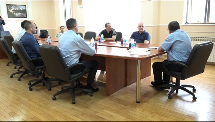 Screenshot_2-3-768x437