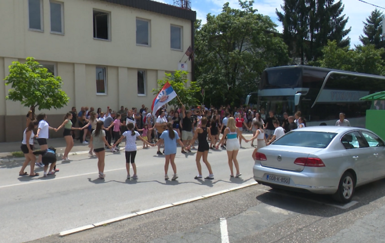 Screenshot_5-3-768x433