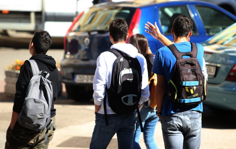 srednja-skola-srednjoskolci-