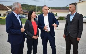 IMG-854292d706b7a653fd954e5fb94280fe-V-872x610