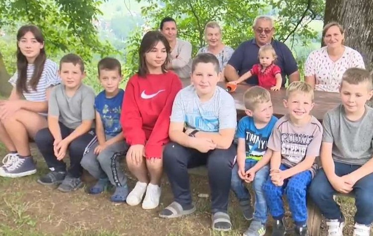 porodica-Miškić1-872x610