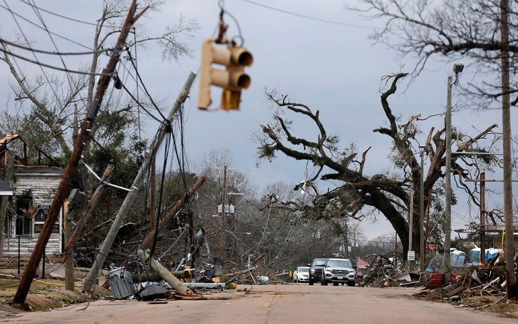 uragan-vjetar-katastofa-oluja