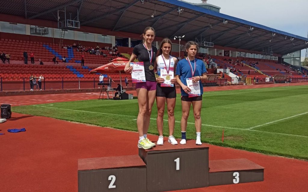 IMG-8d49a9179172eba1d4907ce6fcdb1b47-V