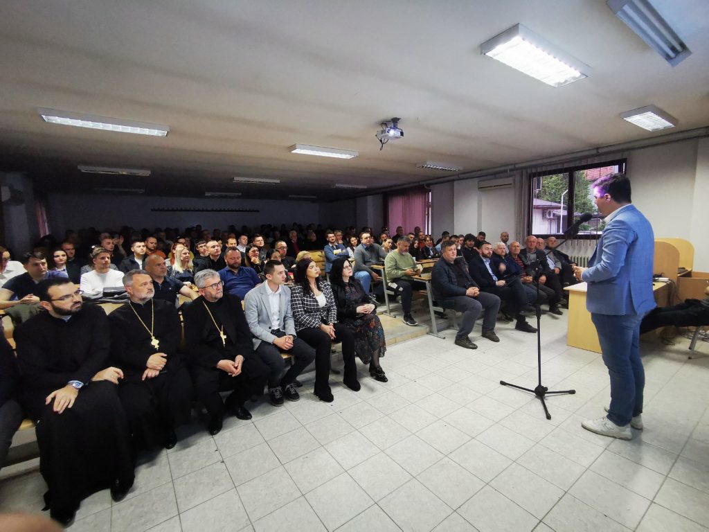 IMG-c9c04a9bcad527c5c050a5ccf34e93e5-V