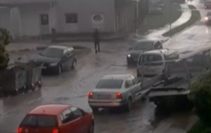 res_1684246813_jako-nevrijeme-u-doboju-uzi-centar-grada-pod-vodom