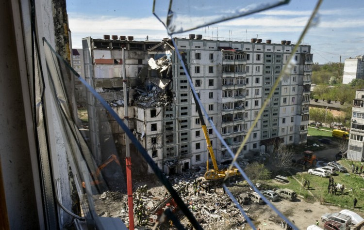 Missile attack on Uman amid wave of Russian strikes across Ukraine