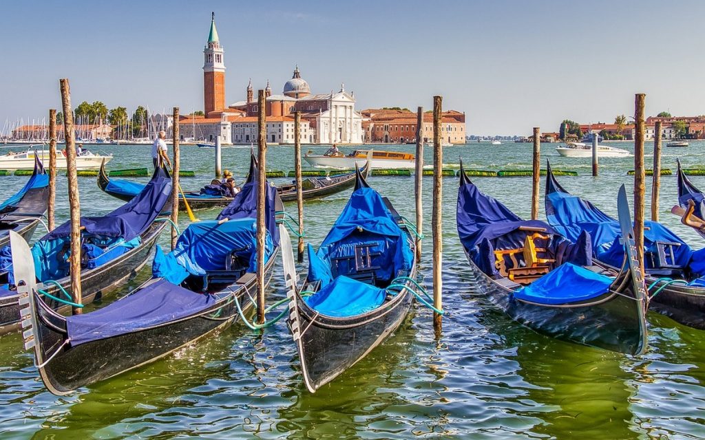 venicja-gondola-italija