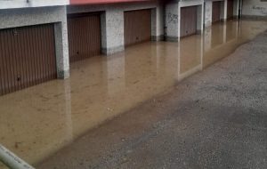 res_1686418370_zaplavljeni-hodnici-podrumi-poslovni-objekti-video