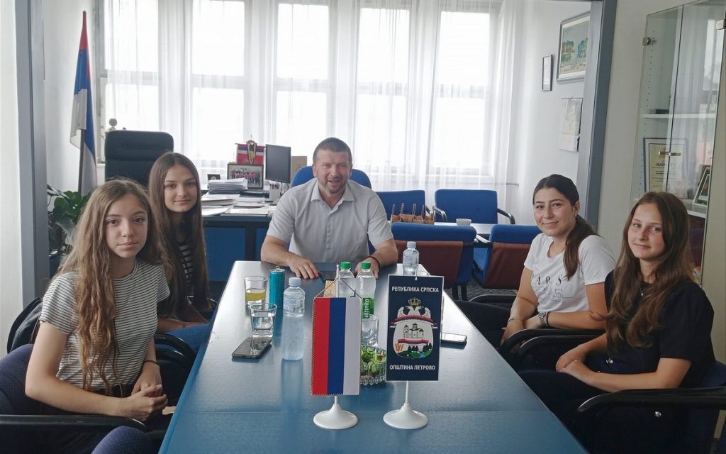 358114099_851922979618145_5944611254813752737_n (1)