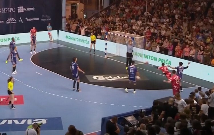 montpellier-slogaDoboj-foto-Handball-Arena-youtube-screenshot-872x610