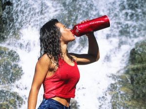 GR djevojka vrućina