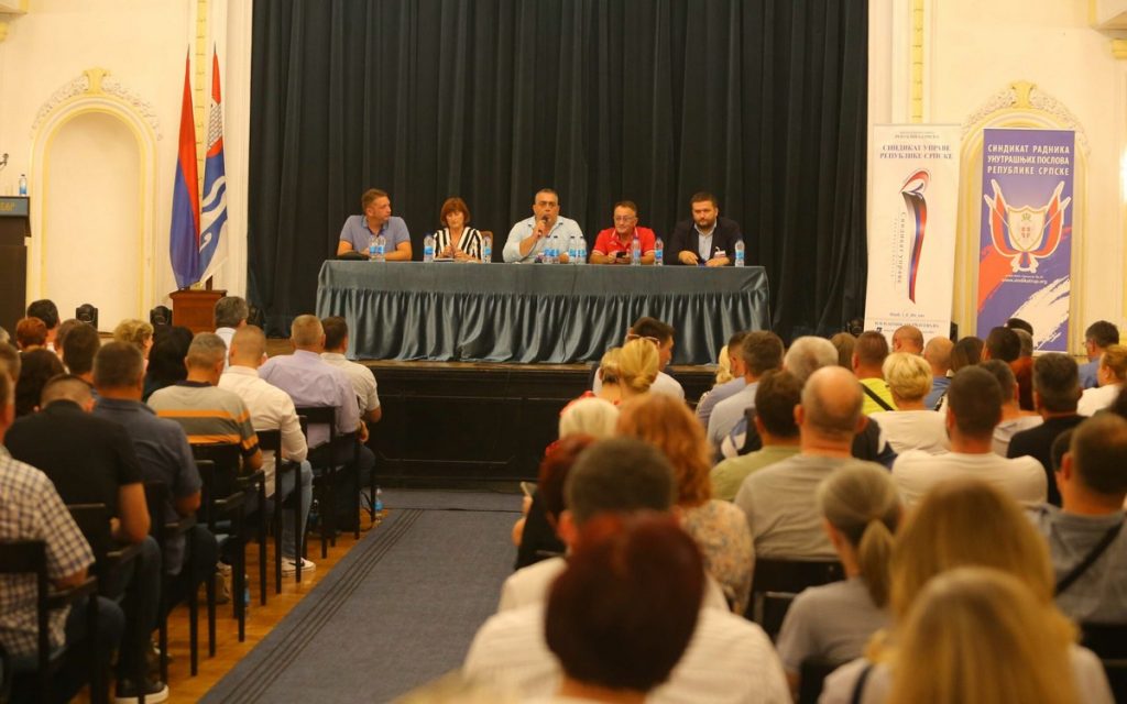 SINDIKATI-FOTO-MIOMIR-JAKOVLJEVIĆ-RINGIER-1-scaled