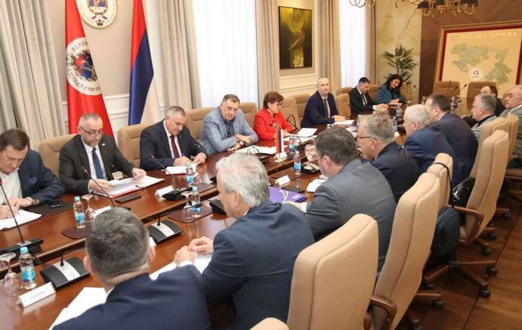 IMG-adf438403f1452d277757d0c28013569-V-872x610