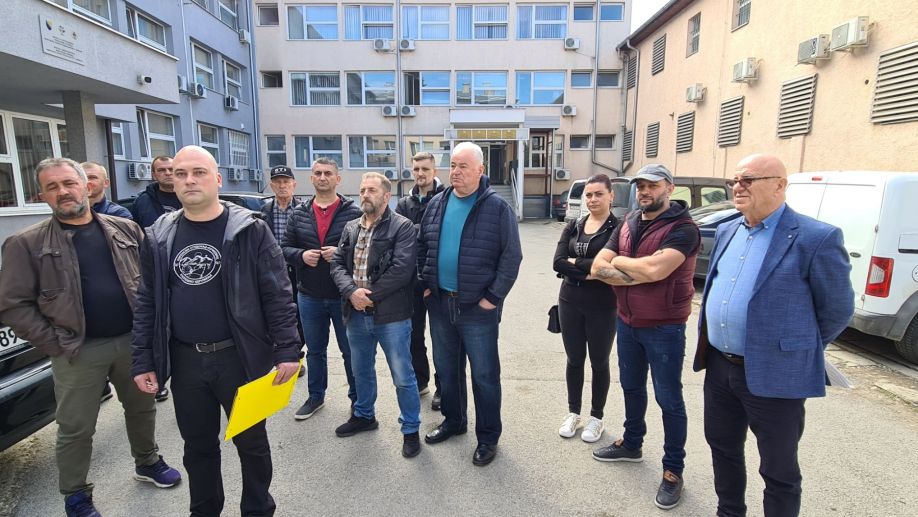 113735b6adb2fd9cad603cb6dbbc3398_XL