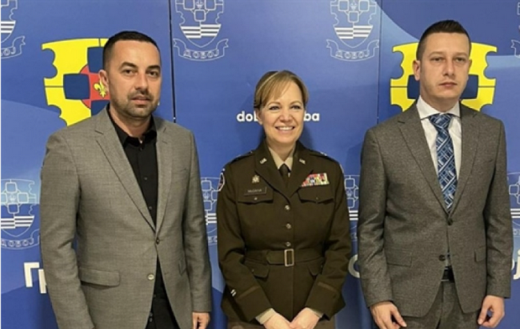 res_1711116307_jerinic-se-sastao-sa-komadantom-nato-staba-u-doboju