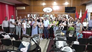 Derventa-prijem-roditelja-i-beba-naslov-768x432