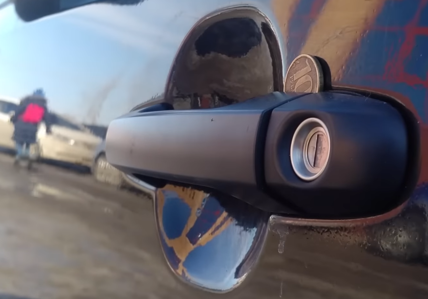 automobil-kovanica-872x610