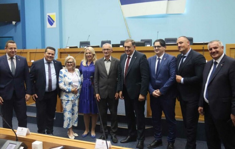 NSRS-Deklaracija-Svesrpskog-sabora-872x610