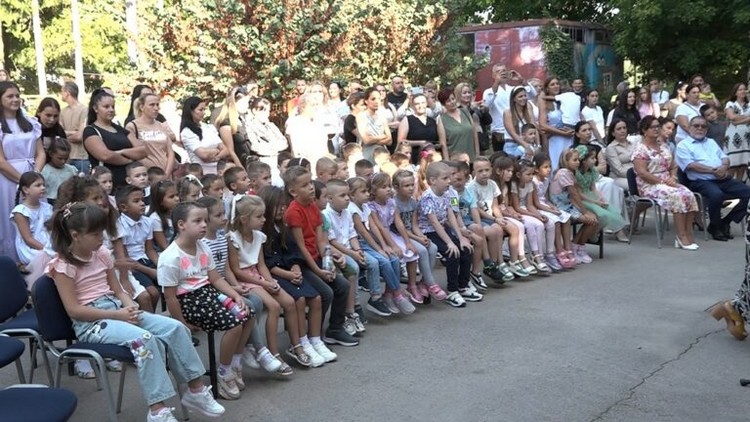 00009.MTS_snapshot_00.01.233-768x432