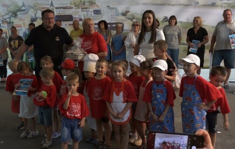 00057.MTS_snapshot_00.03.571-768x432