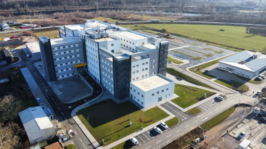 res_1725379003_gavric-70000-km-daju-za-proslavu-otvaranja-bolnice