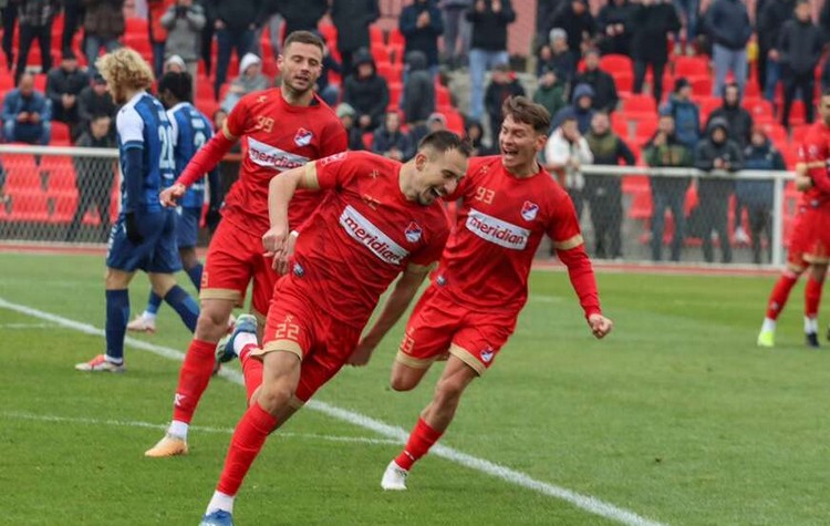 Dejan-Popara-FK-Sloga-Doboj-872x610 (1)