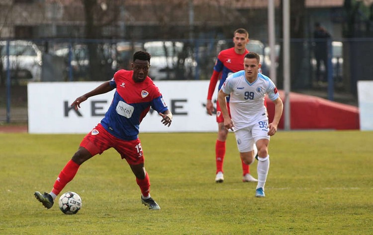 donald-mols-borac-01--872x610