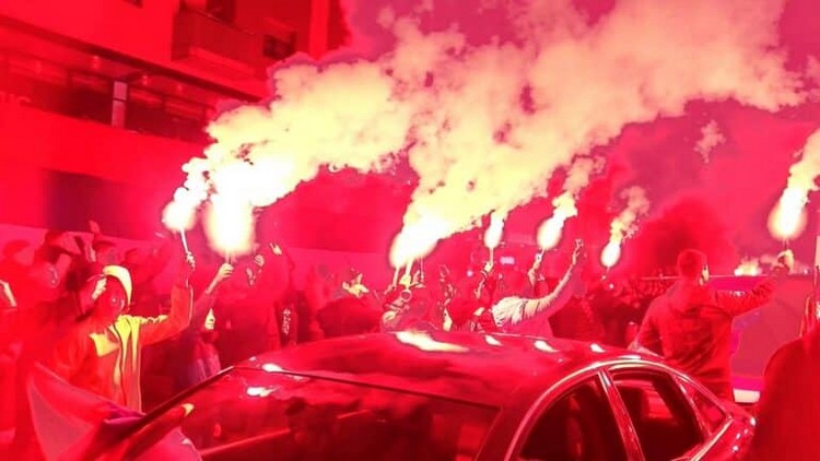 modrica-Defile-i-bakljada-povodom-Dana-RS.mp4_snapshot_00.50.850-768x432