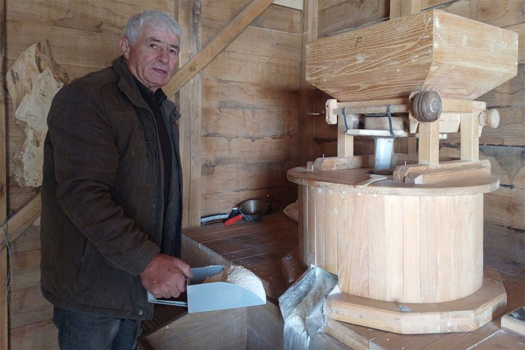 20250218151213_887994