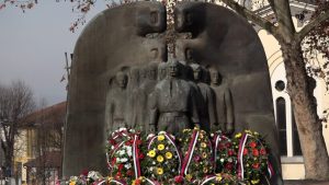 Derventa-Dan-RS-spomenik-borcima-VRS-1024x576