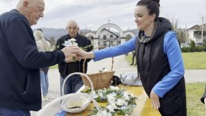 TESLIC-Srbi-Za-Srbe-Teslic-Pocetak-Dana-HD.mp4_snapshot_00.05.680-768x432